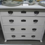 487 8247 CHEST OF DRAWERS